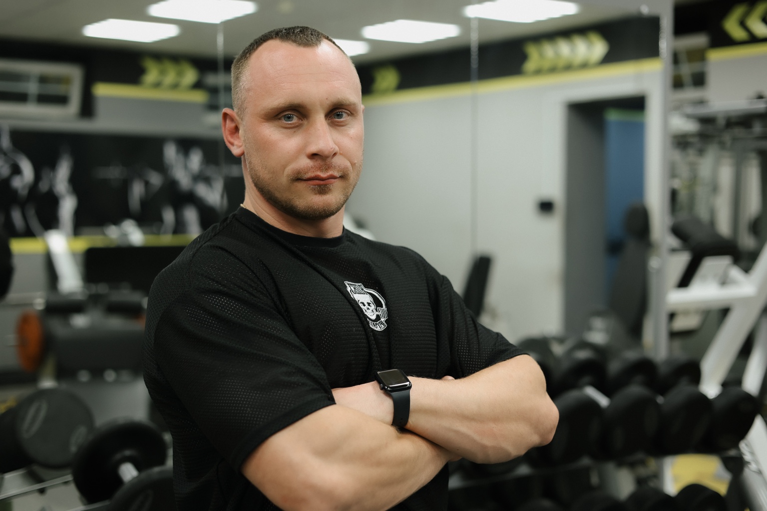 Алексей Петрухин в тренажёрном зале